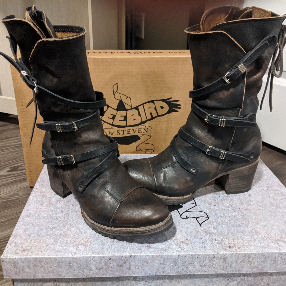 Freebies by Steven Cora black boots size 11